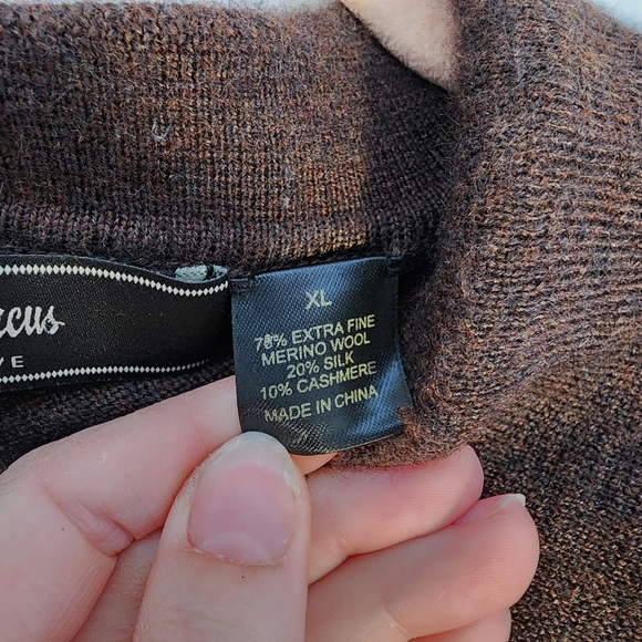 Neiman Marcus Exclusive XL Brown Long Sleeve Polo Shirt - Picture 3 of 4